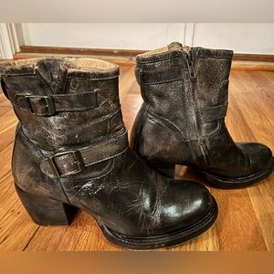 BED|STU Navy Leather Ankle Boots with Copper undertones